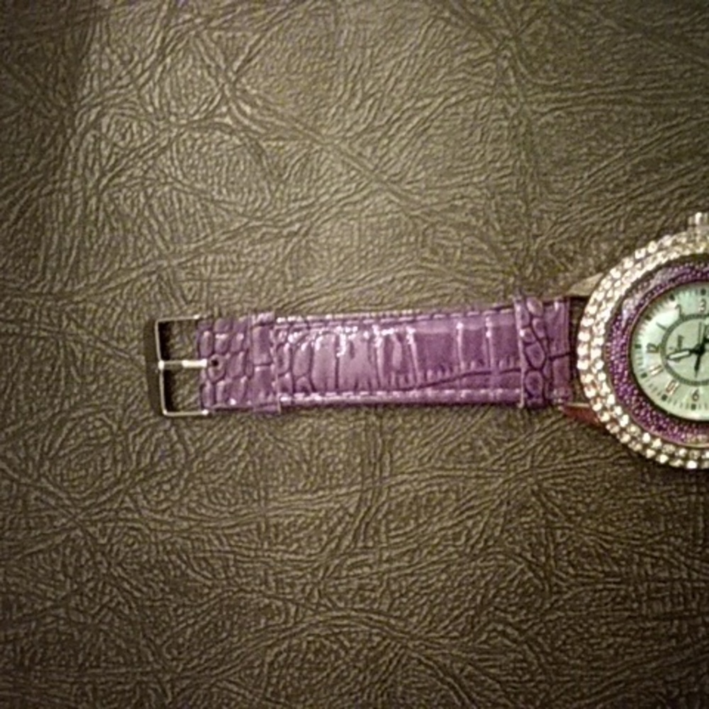 Purple Watch - Picture 2 of 7